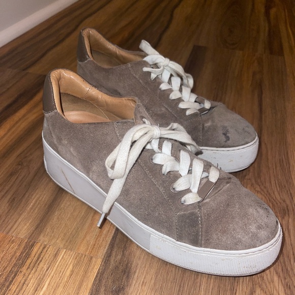 J slides maya platform sneaker - Picture 1 of 3